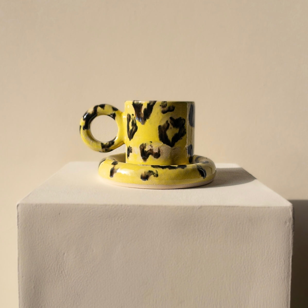The Grace Kelly Mug and Saucer Small